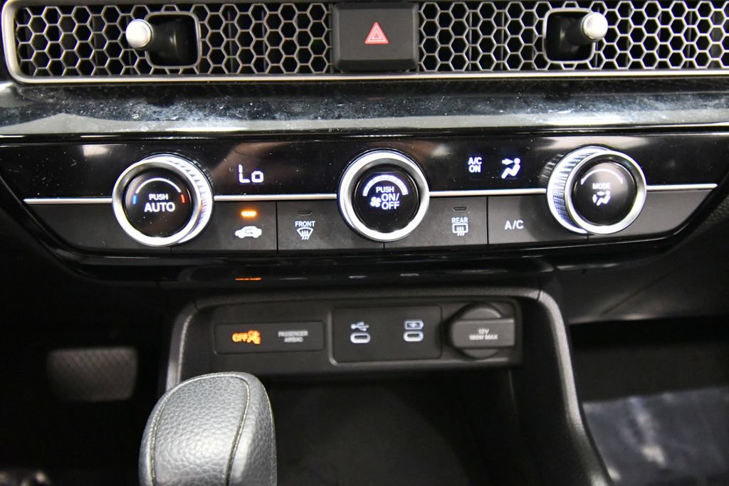 Certified 2025 Honda Civic LX image 25