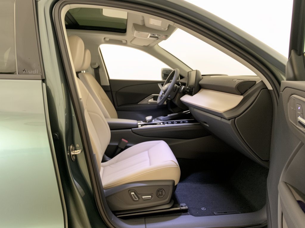 New 2026 Audi Q3 quattro 2.0T AWD/4WD image 30