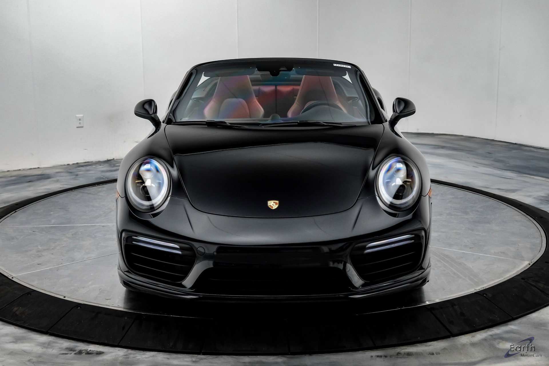 Used 2019 Porsche 911 Turbo image 34