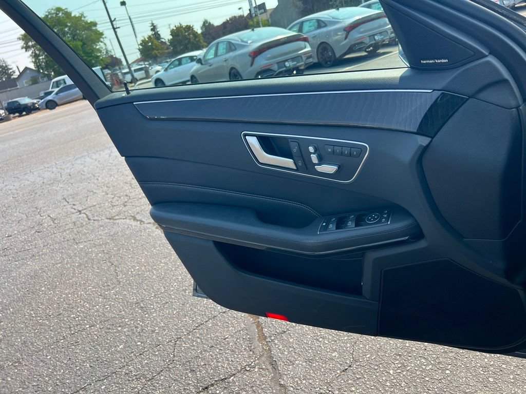 Used 2016 Mercedes-Benz E 350 4MATIC Sedan image 15