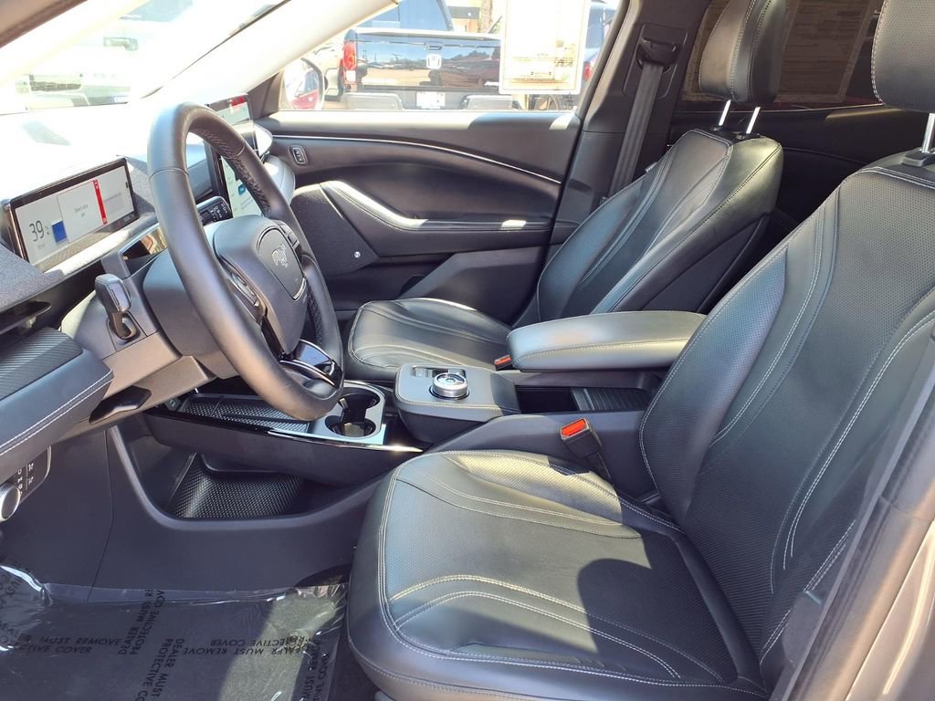 Used 2021 Ford Mustang Mach-E Premium RWD image 8