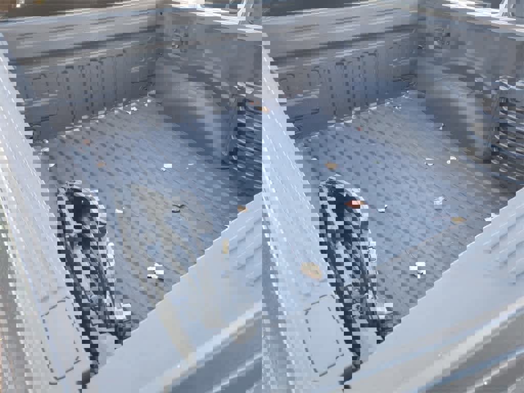 Certified 2017 Ford F150 XLT w/ Equipment Group 302A Luxury image 7