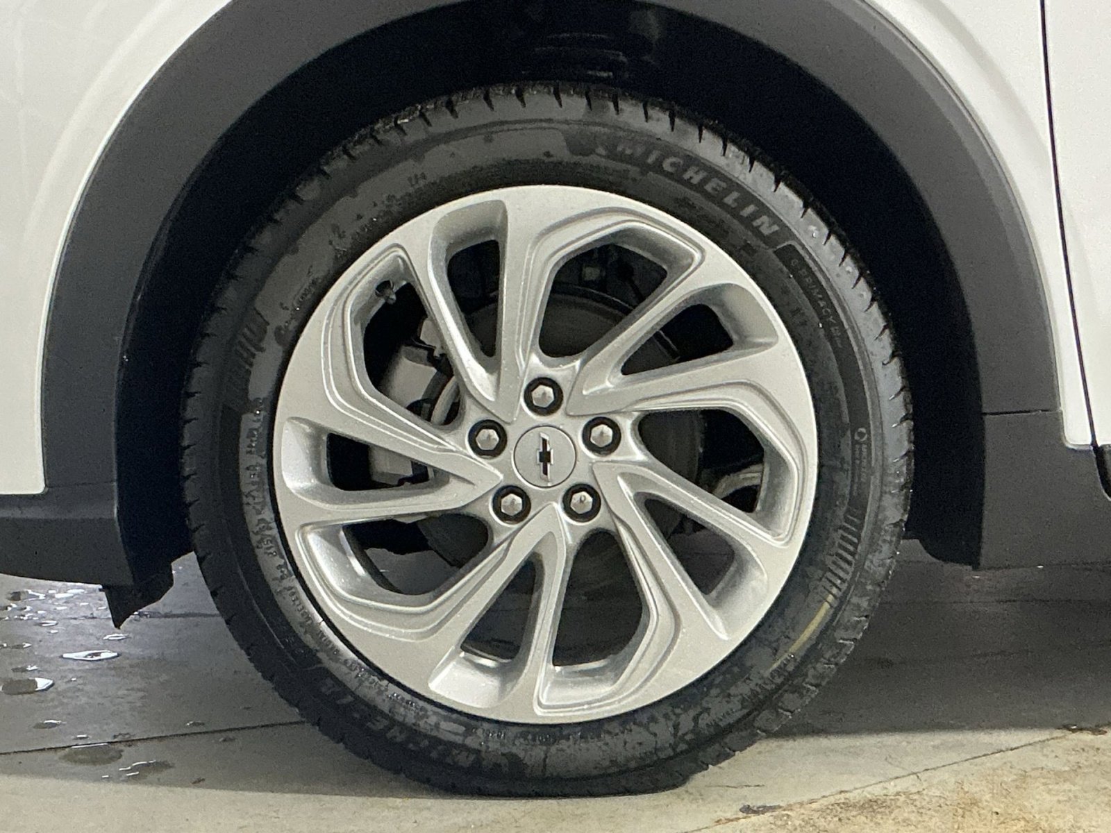 New 2027 Chevrolet Bolt LT w/ Comfort Package image 20