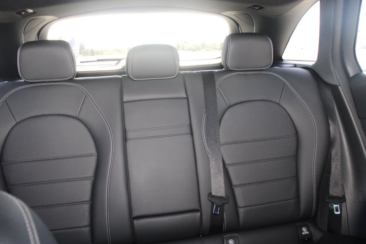 Used 2021 Mercedes-Benz GLC 300 4MATIC image 21