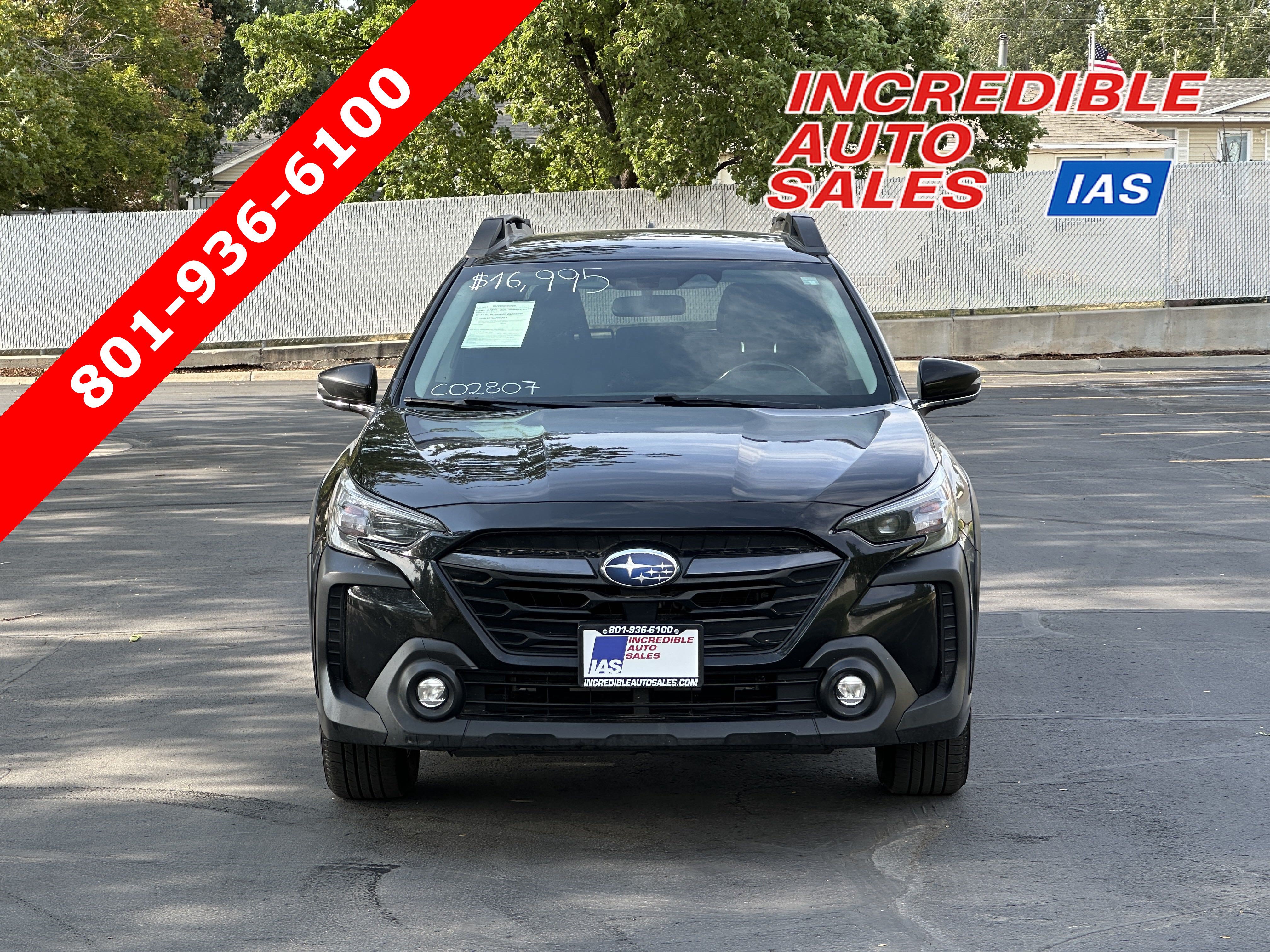 Used 2023 Subaru Outback Premium AWD/4WD image 1