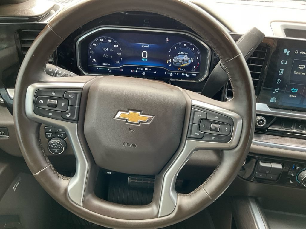 Used 2024 Chevrolet Silverado 2500 LTZ w/ LTZ Premium Package AWD/4WD image 15