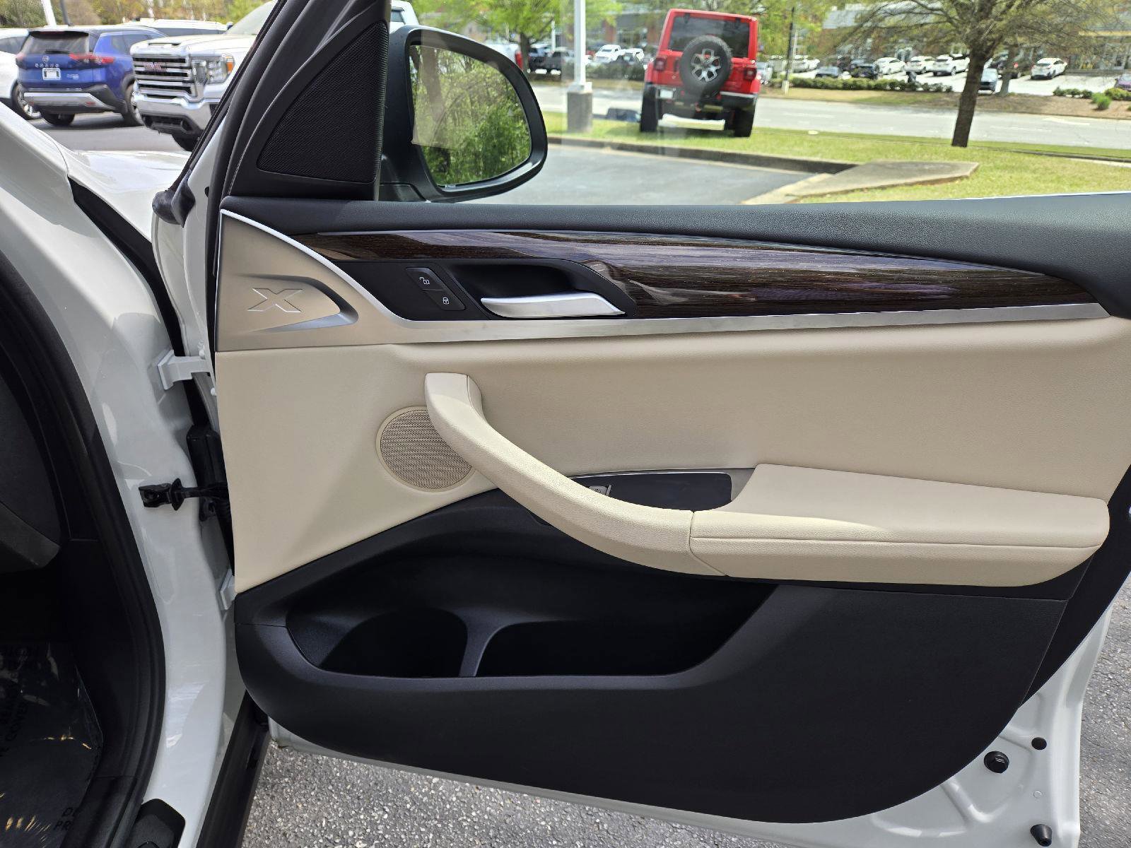 Used 2023 BMW X3 sDrive30i w/ Premium Package image 14