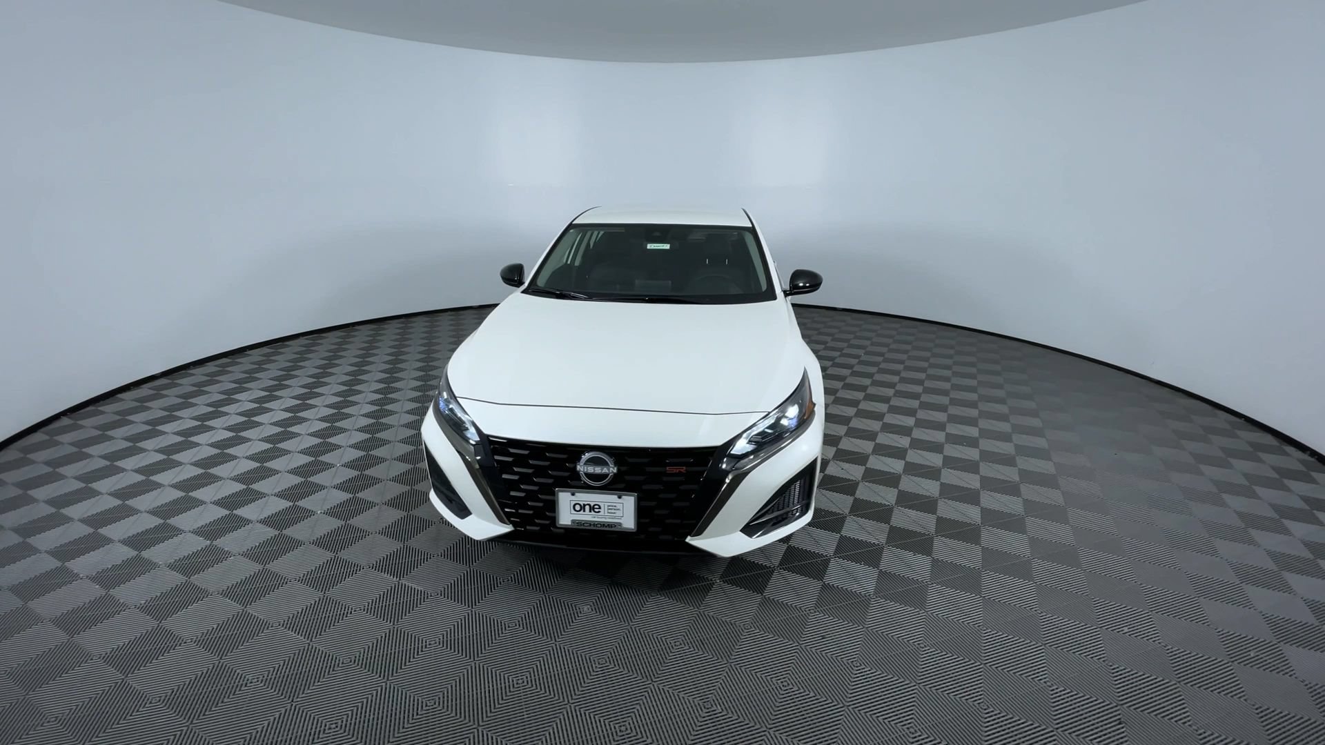Certified 2025 Nissan Altima 2.5 SR AWD/4WD image 3