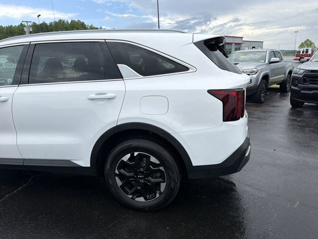 Used 2024 Kia Sorento S AWD/4WD image 7