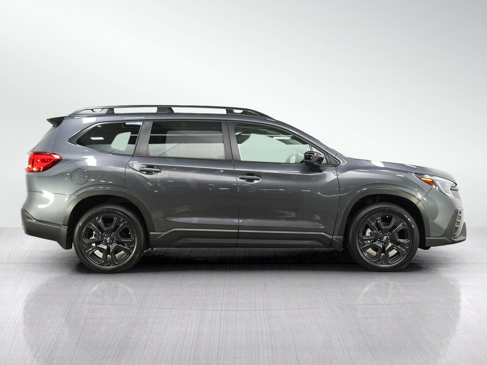 Used 2024 Subaru Ascent Onyx Edition AWD/4WD image 6