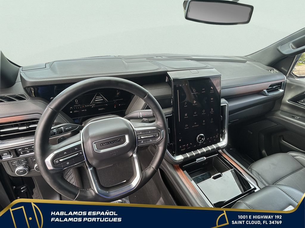 Certified 2025 GMC Yukon XL Denali AWD/4WD image 18