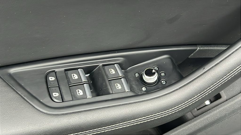 Used 2021 Audi A4 2.0T Premium Plus w/ Premium Plus Package image 21