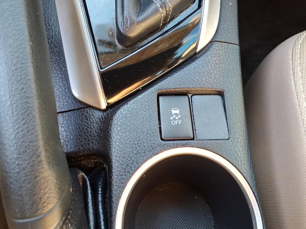 Used 2016 Toyota Corolla LE FWD image 22