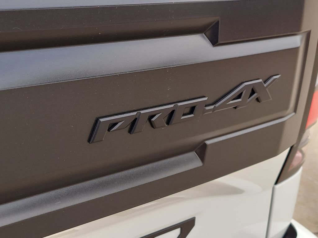 New 2026 Nissan Frontier PRO-4X w/ Pro Premium Package image 7