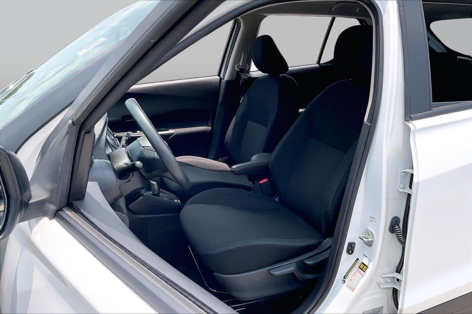 Used 2024 Nissan Kicks S FWD image 8