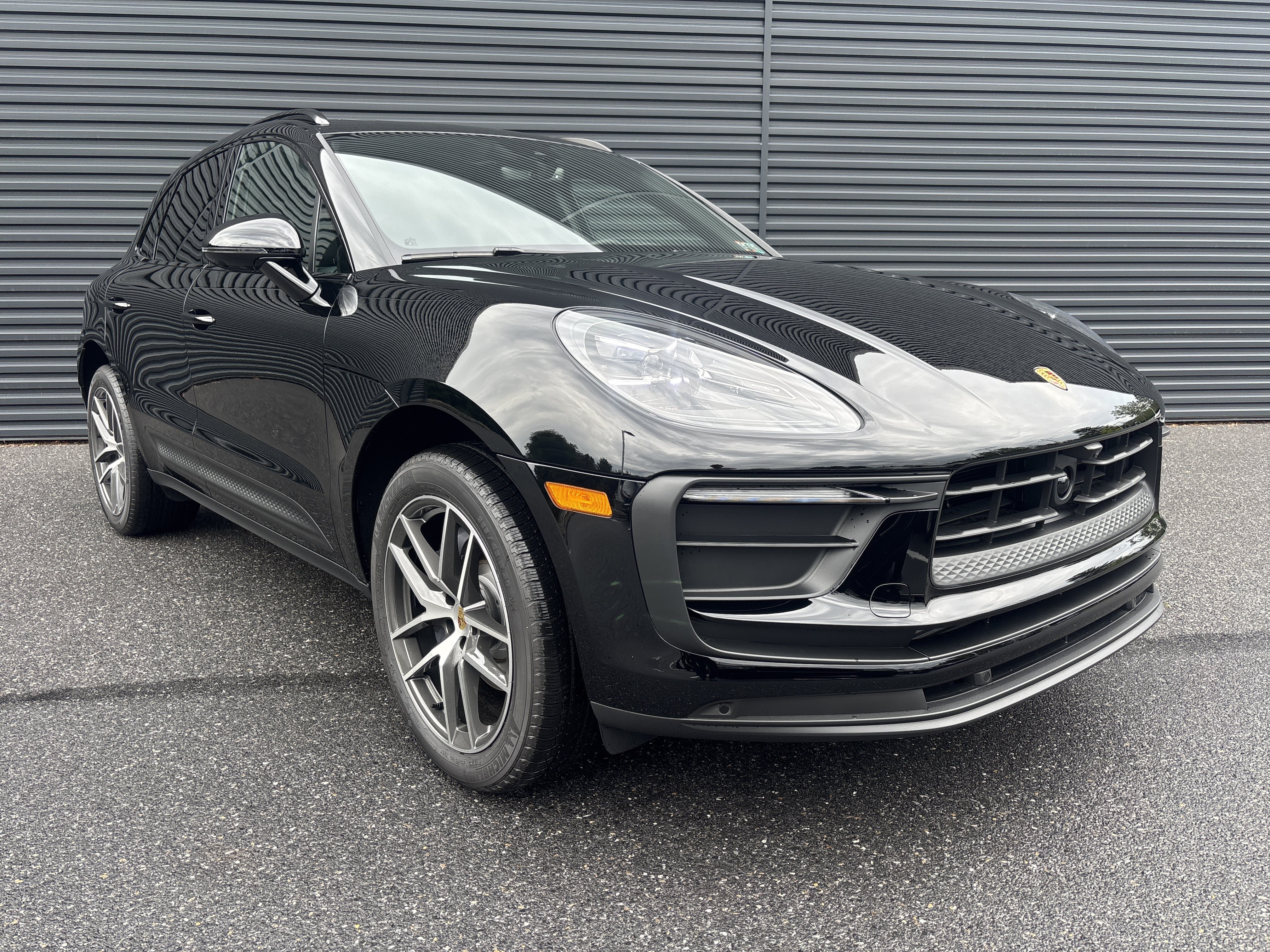 New 2026 Porsche Macan AWD/4WD image 7
