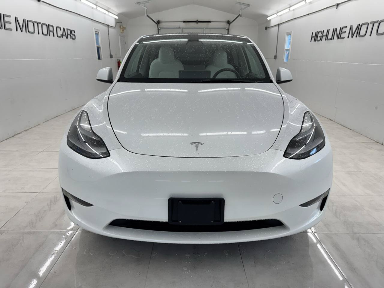 Used 2023 Tesla Model Y Performance AWD/4WD image 2