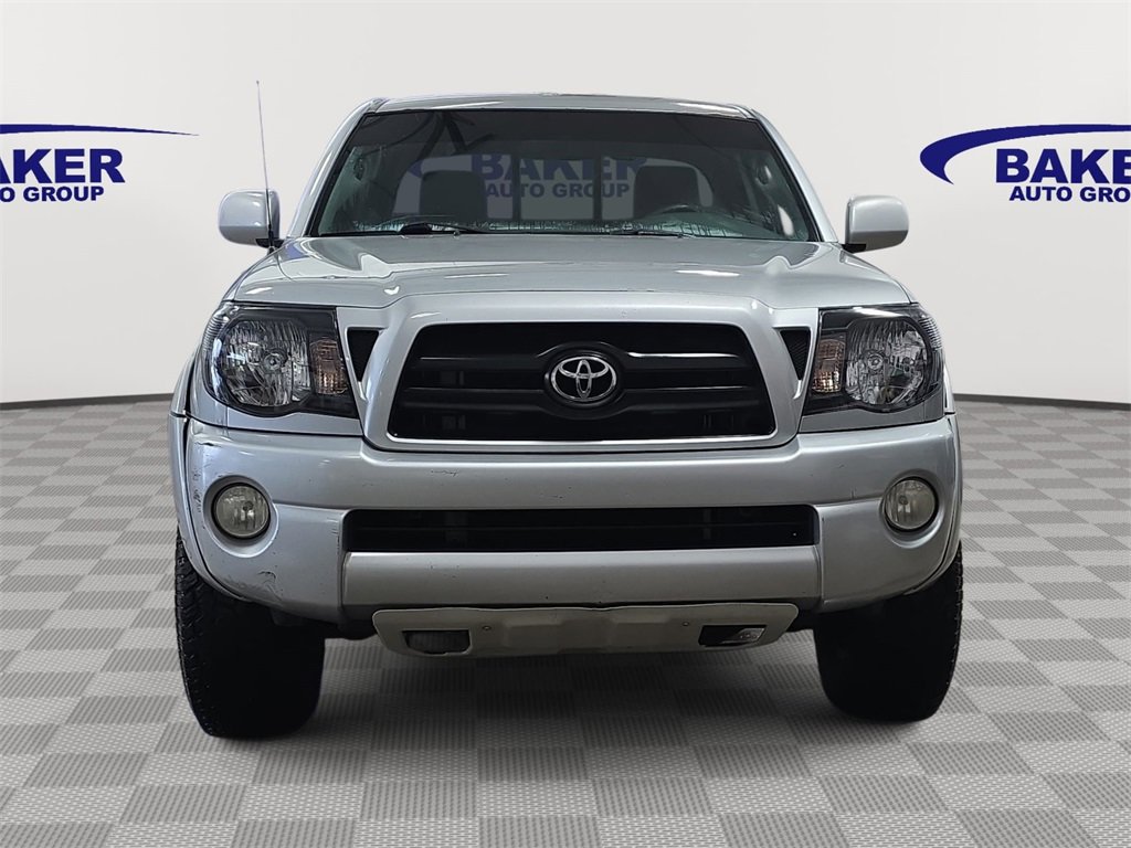 Used 2005 Toyota Tacoma 4x4 Access Cab image 2