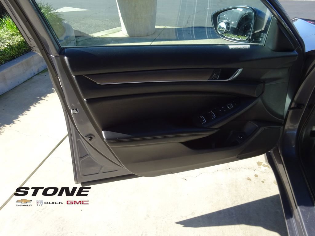 Used 2020 Honda Accord LX image 24