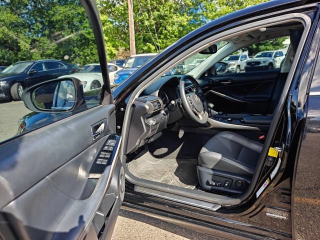Used 2015 Lexus IS 250 RWD image 11