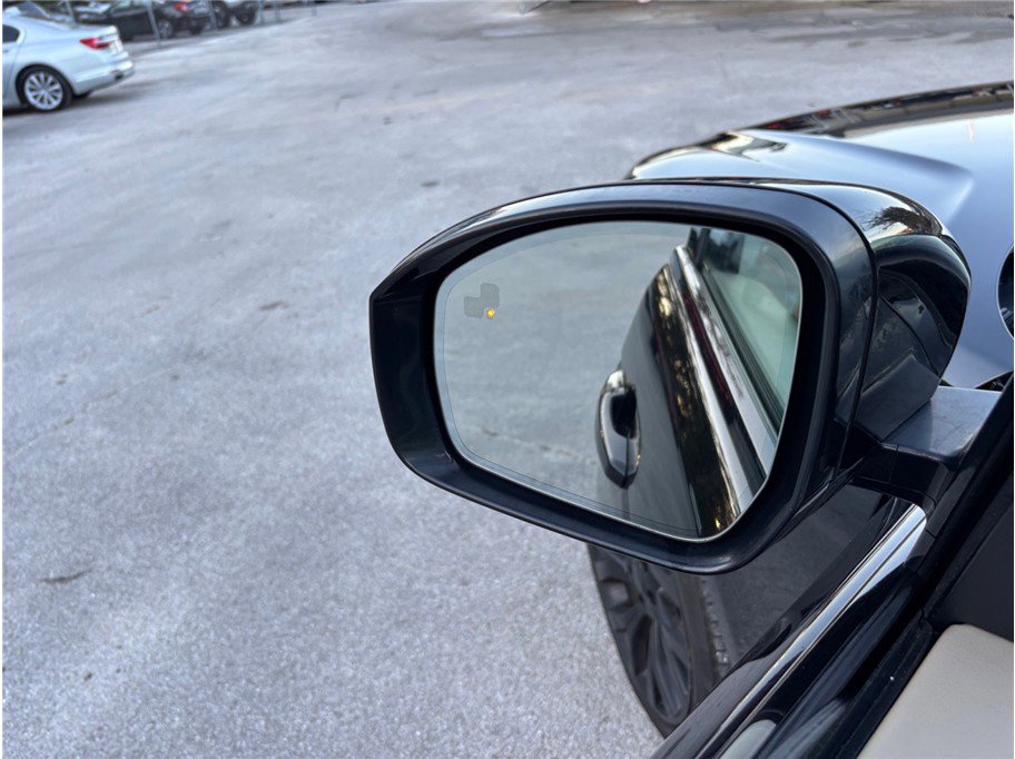 Used 2021 Land Rover Range Rover Westminster Edition image 16