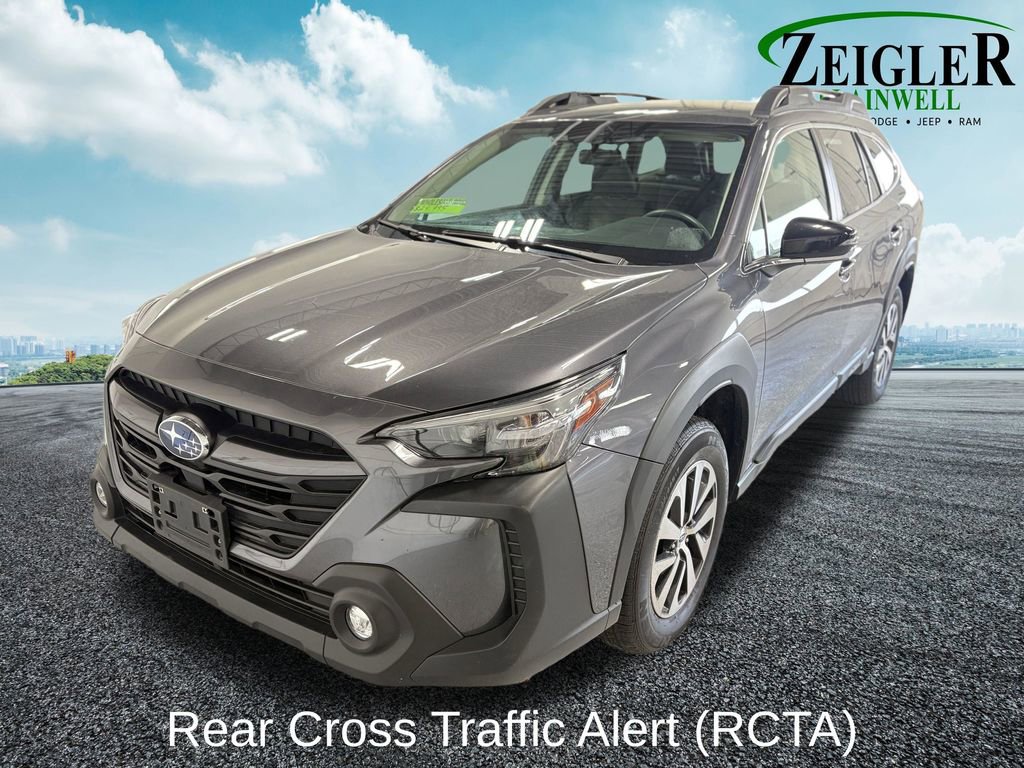 Used 2024 Subaru Outback Premium image 11
