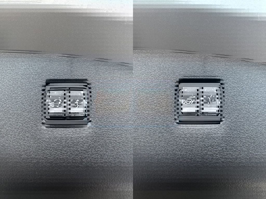 New 2026 Genesis GV70 3.5T Sport Advanced AWD/4WD image 30