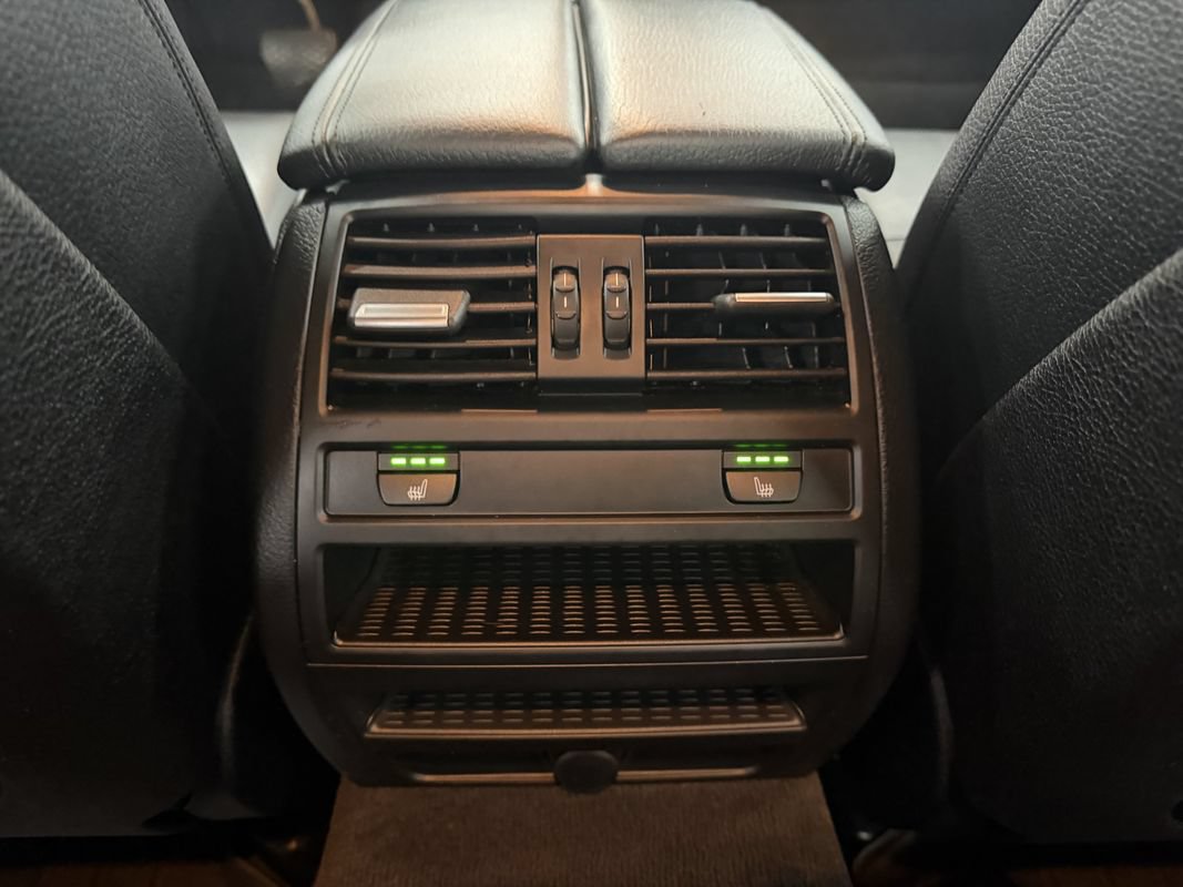 Used 2015 BMW 528i xDrive Sedan AWD/4WD image 35