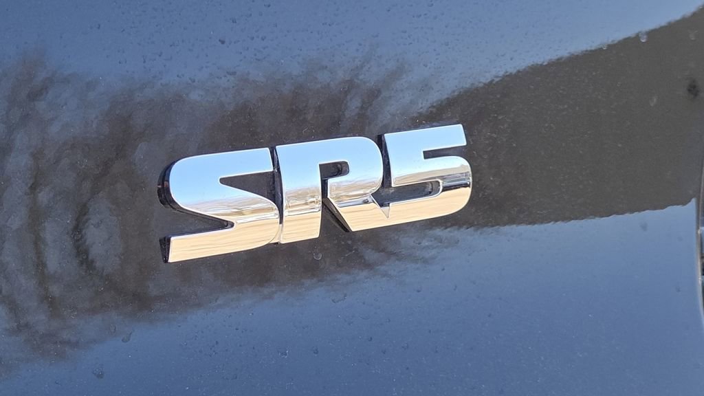 Used 2019 Toyota 4Runner SR5 image 6