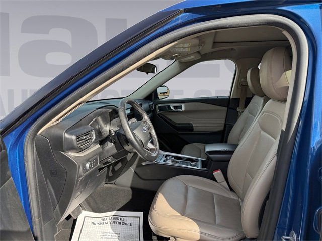 Used 2020 Ford Explorer XLT w/ Equipment Group 202A image 10