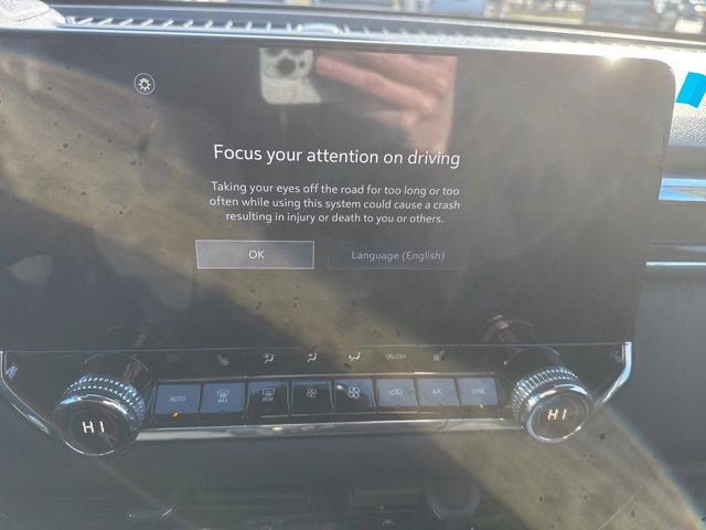 New 2026 GMC Canyon Elevation w/ Convenience Package image 12