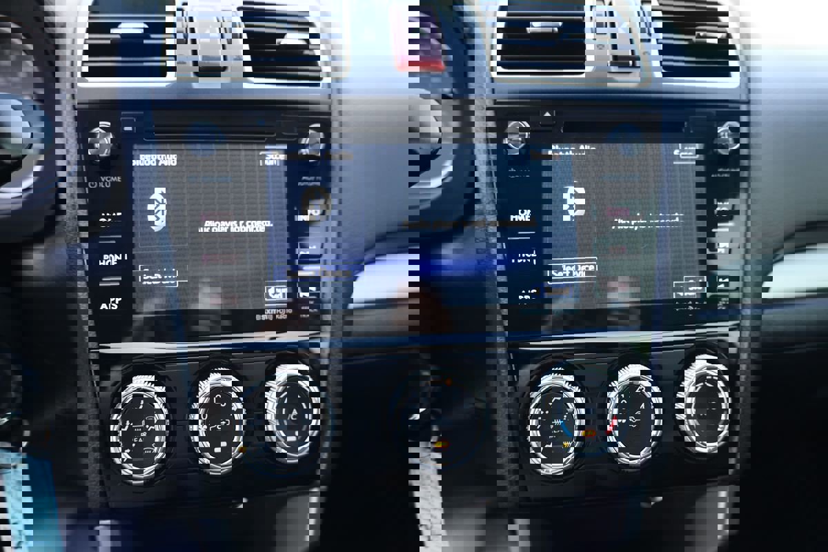 Used 2016 Subaru Forester 2.5i Premium w/ All-Weather Package image 22