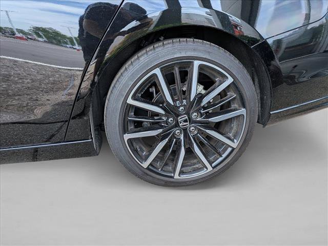 Used 2024 Honda Accord Touring image 13