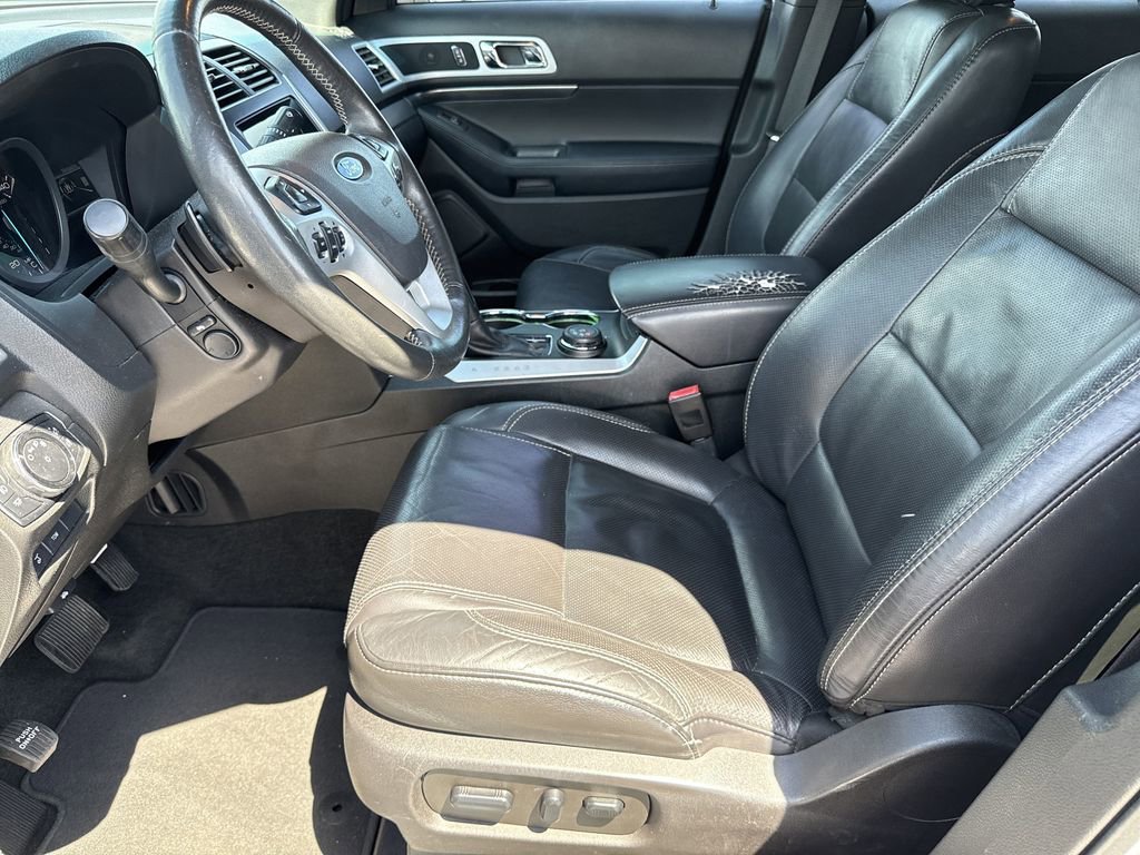 Used 2015 Ford Explorer Sport w/ Equipment Group 401A AWD/4WD image 12