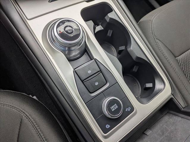 Used 2022 Ford Explorer XLT AWD/4WD image 12