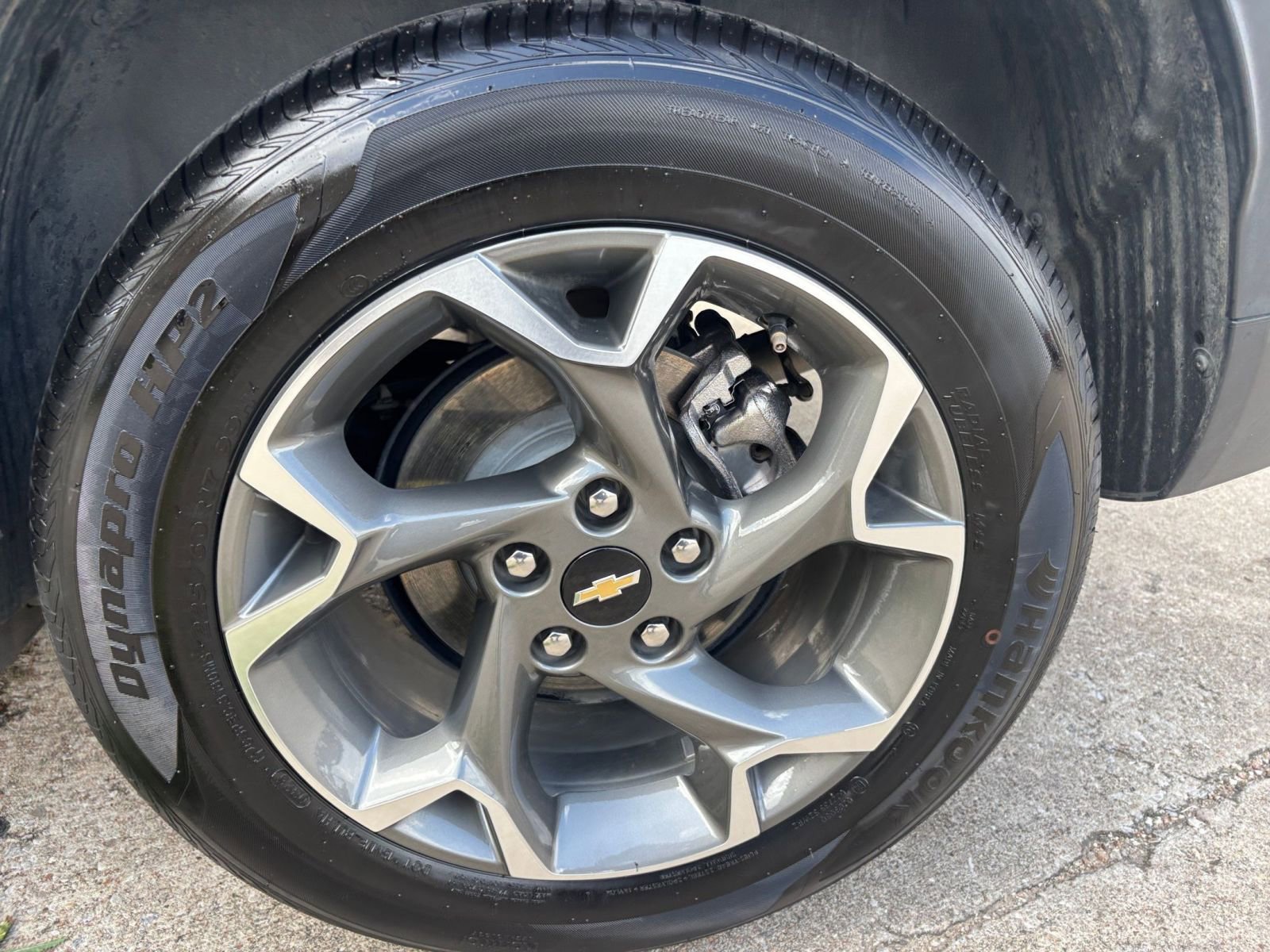 Used 2025 Chevrolet Trax LT w/ LT Convenience Package FWD image 28