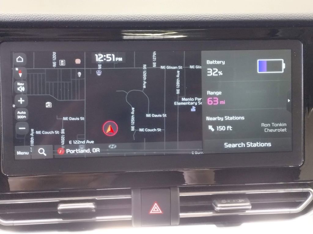 Used 2022 Kia Niro EX Premium image 29