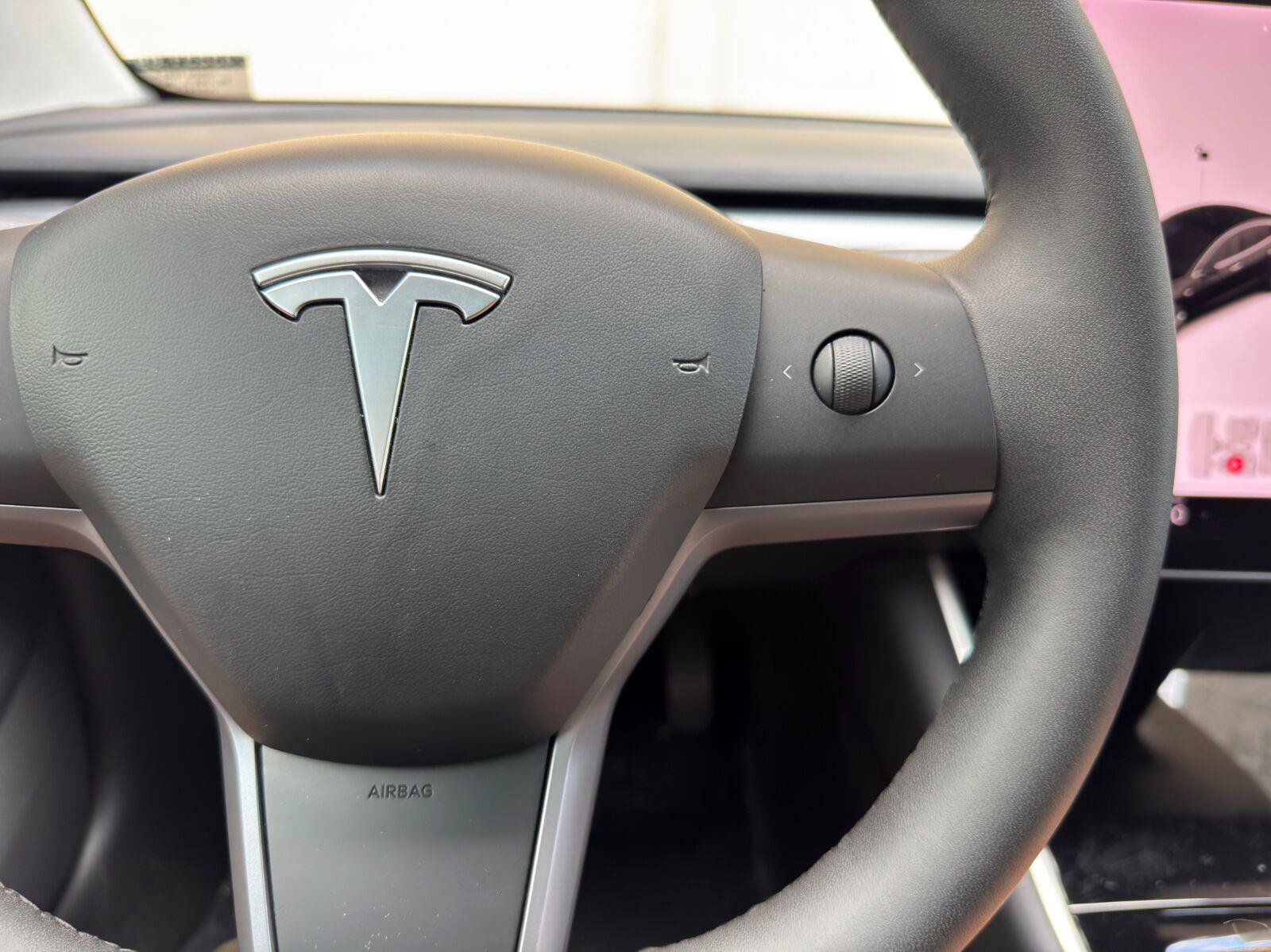Used 2020 Tesla Model 3 Standard Range Plus RWD image 19