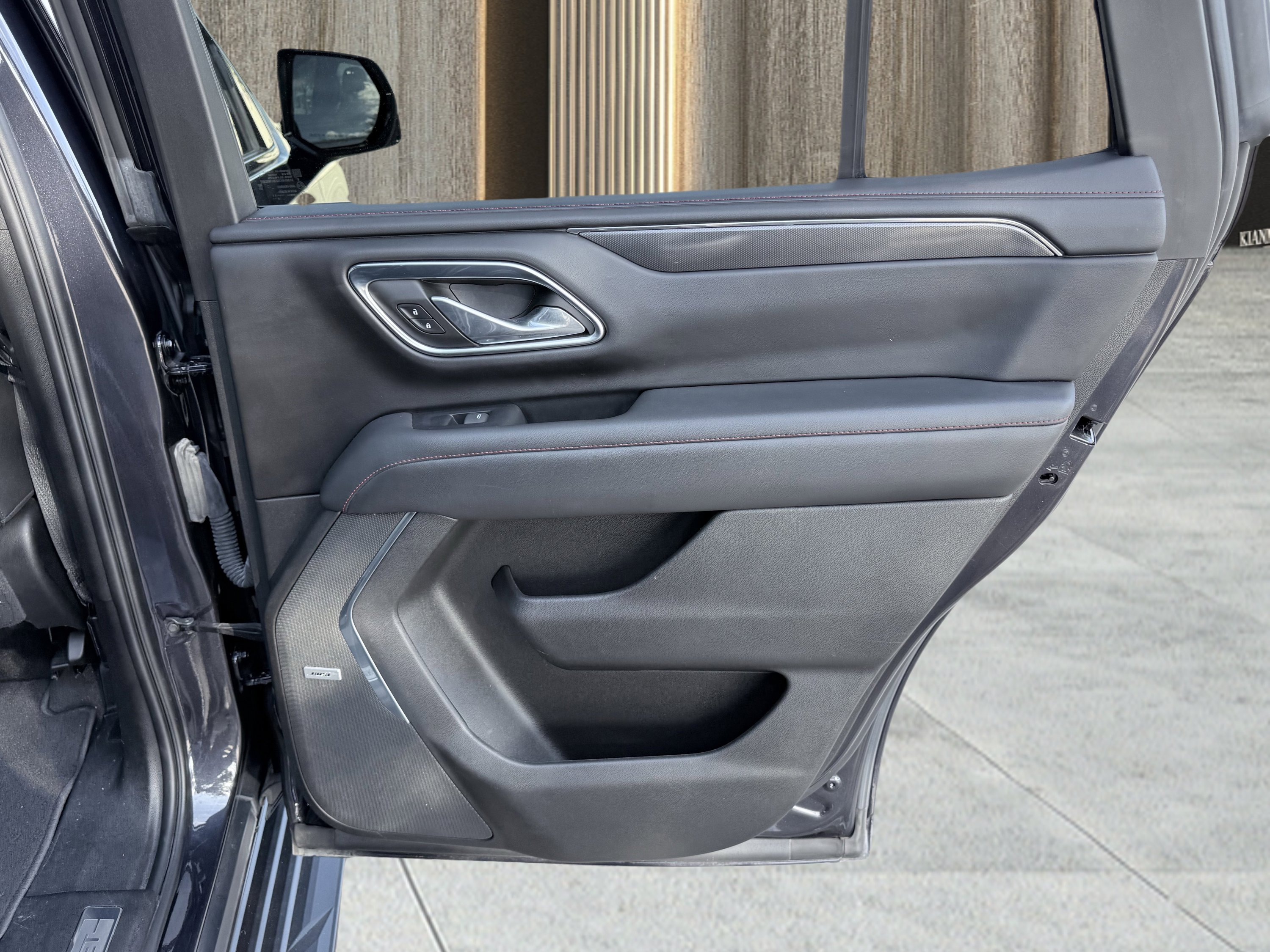 Used 2023 Chevrolet Tahoe RST w/ Luxury Package RWD image 38