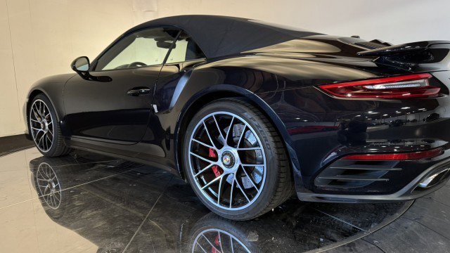 Used 2019 Porsche 911 Turbo image 38