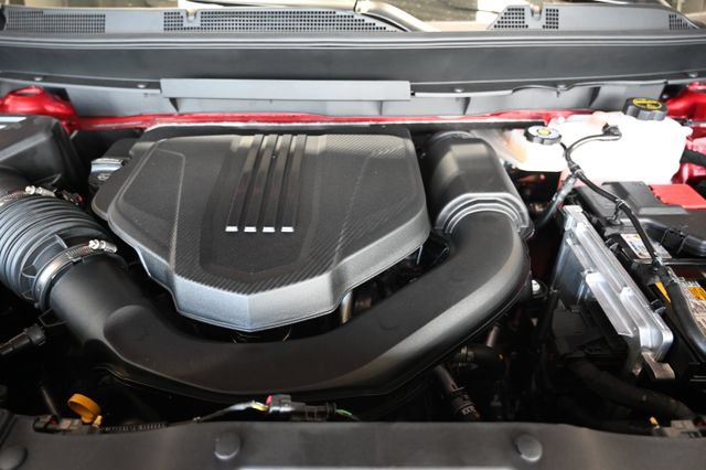 New 2026 Chevrolet Traverse LT w/ LPO, Floor Liner Package FWD image 29
