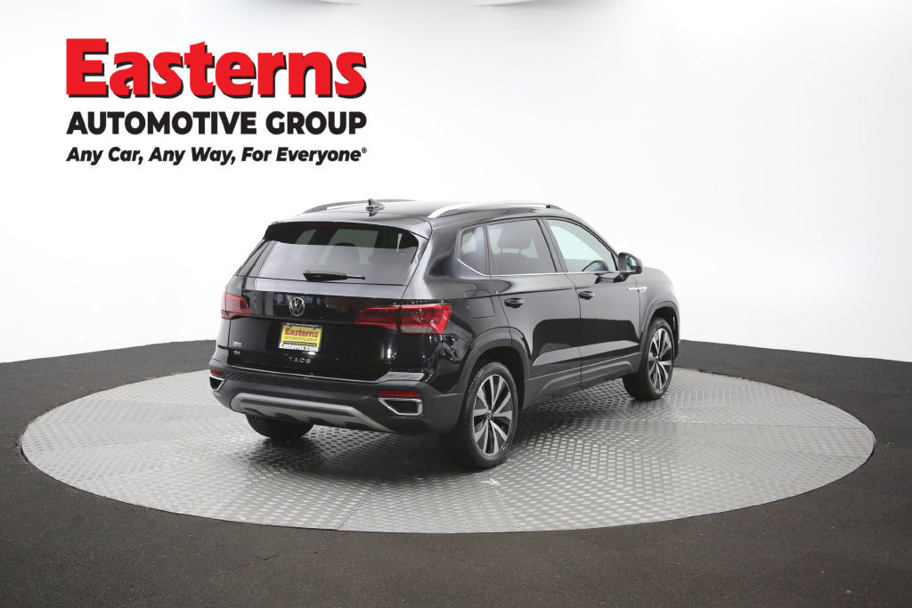Used 2024 Volkswagen Taos SE FWD image 40