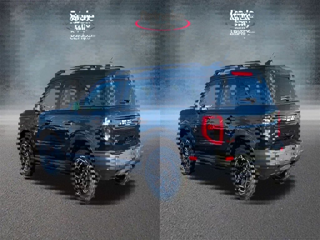 New 2025 Ford Bronco Sport Outer Banks image 8