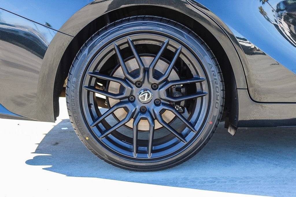 Used 2023 Lexus IS 500 RWD image 12