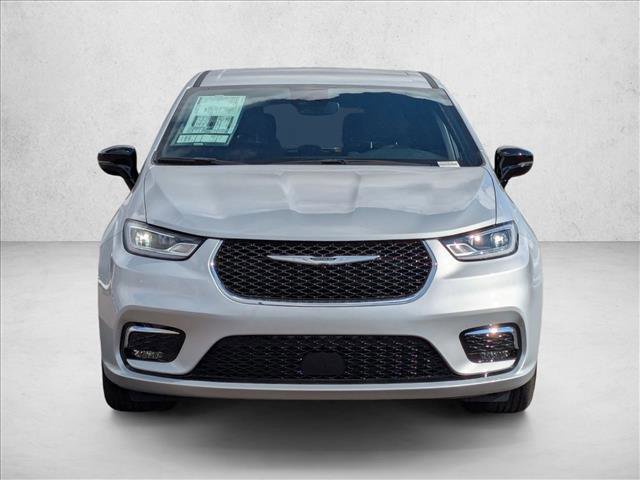 New 2026 Chrysler Pacifica Select image 6