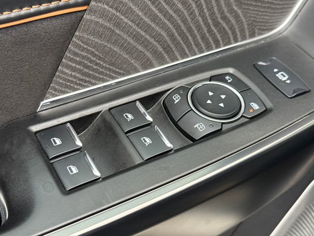 Used 2024 Ford F350 Platinum w/ Tremor Off-Road Package image 21