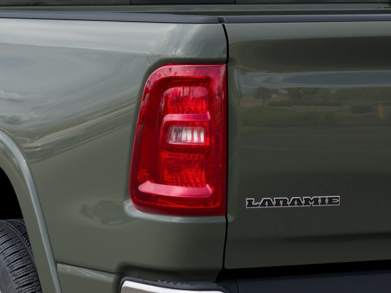 New 2026 RAM 1500 Laramie AWD/4WD image 10