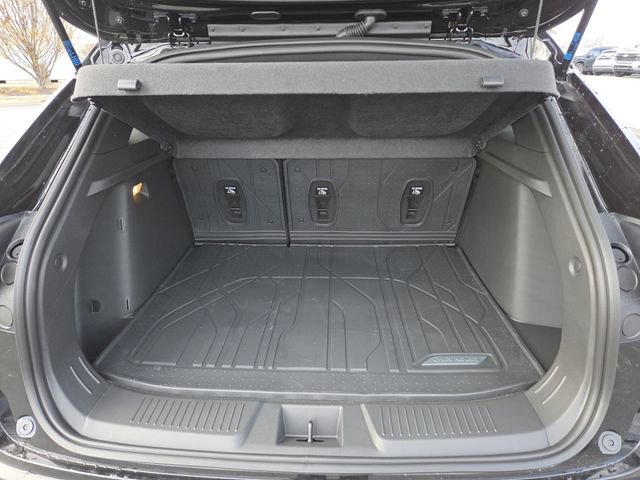 New 2026 Chevrolet Trax RS w/ Sunroof Package image 28