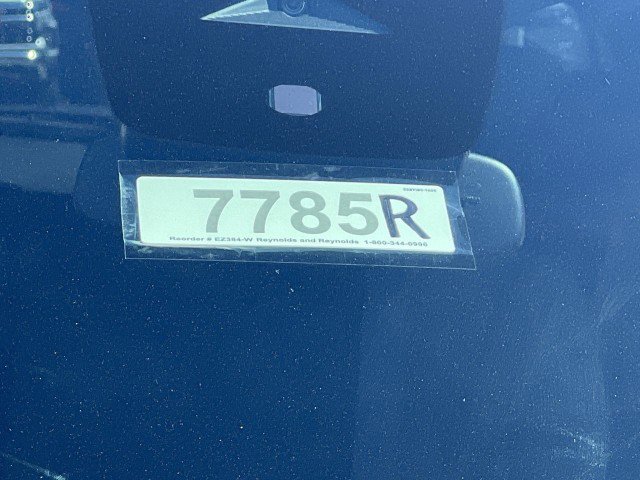 Used 2025 GMC Acadia Elevation image 33