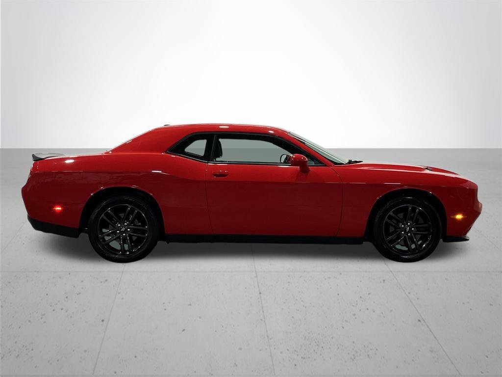 Used 2019 Dodge Challenger SXT w/ Blacktop Package AWD/4WD image 9